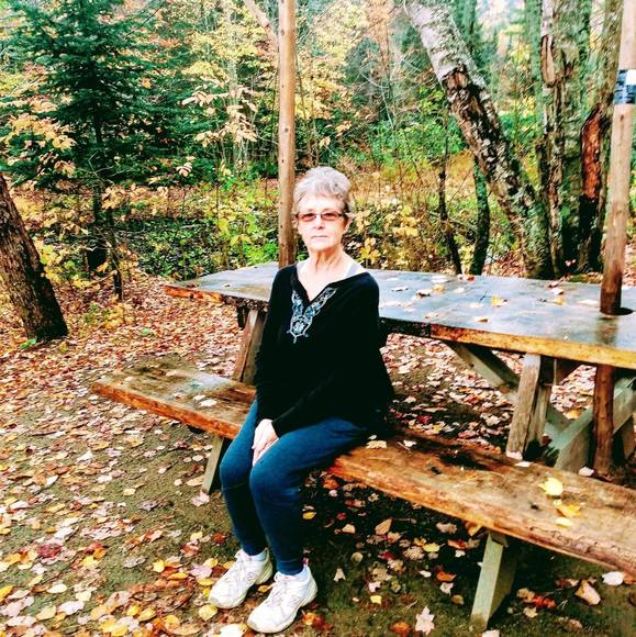 Meet your Posher, Debbie - Picture 1 of 1